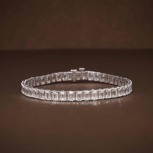 13.01 ctw Emerald Cut Lab Grown Diamond Tennis Bracelet in 18k White Gold,Certified Lab Grown Tennis Bracelet, F-G/VVS-VS Clarity