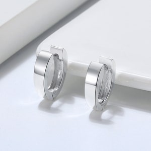 Sterling Silver Huggie Hoop Earrings, Minimalist Earrings, Gifts for Her, Plain Hoops, Simple Hoop Earrings, Dainty Jewelry, Tiny Earrings