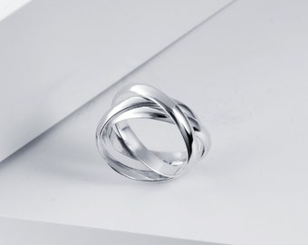 Triple Interlocking Circle Ring for Women / Sterling Silver Ring / Hypoallergenic Ring / Ring Size J 1/2 to R 1/2 / Ring Size US 5 to US 9