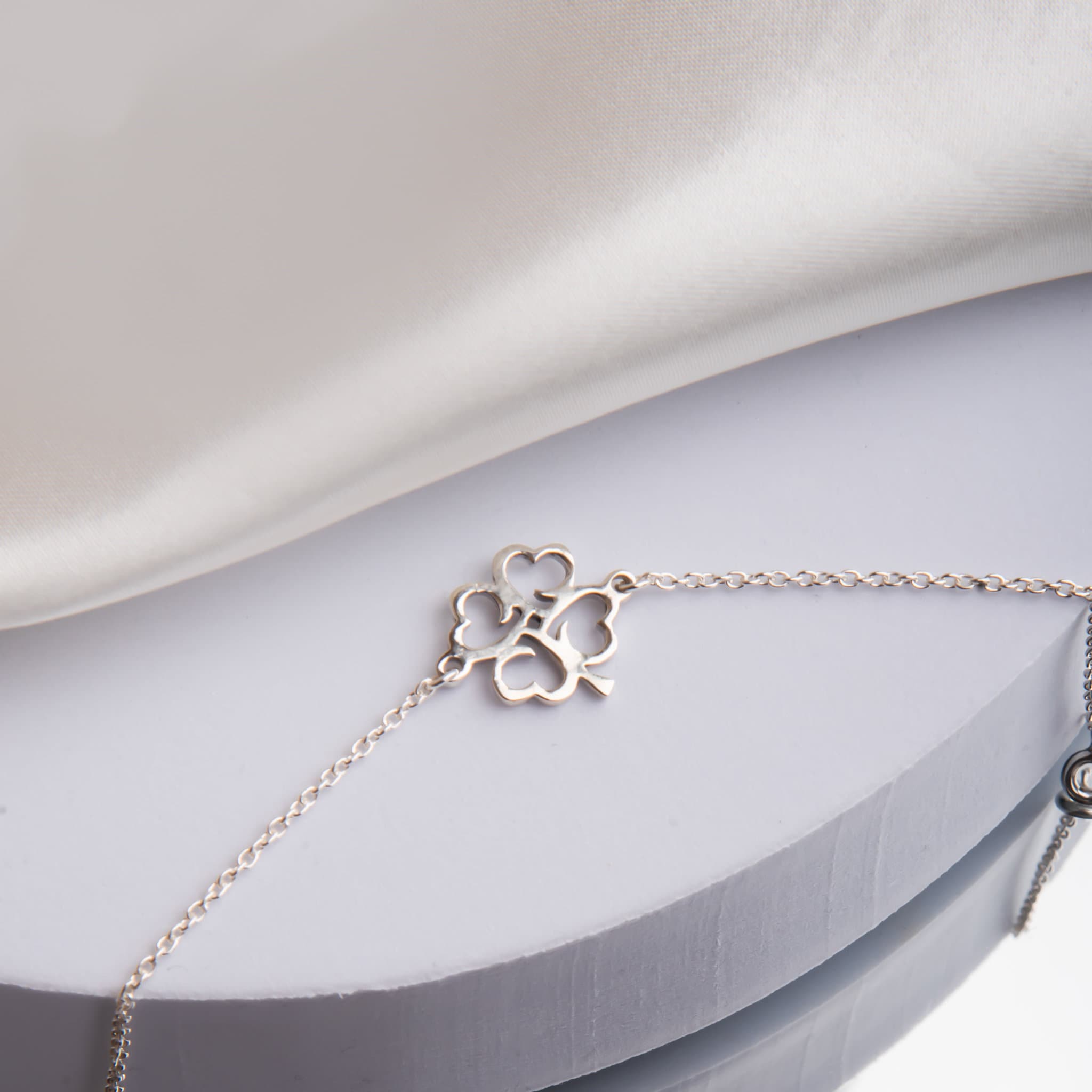 Lucky Four-leaf Clover Bracelet for Women / Sterling Silver