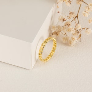 Sterling Silver Curb Chain Ring for Women | 3mm Wide | Silver & Gold Finish | Minimalist and Stackable Ring | US Sizes 5-8