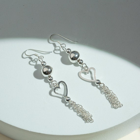 Orecchini a forma di cuore in argento sterling 925 con nappa