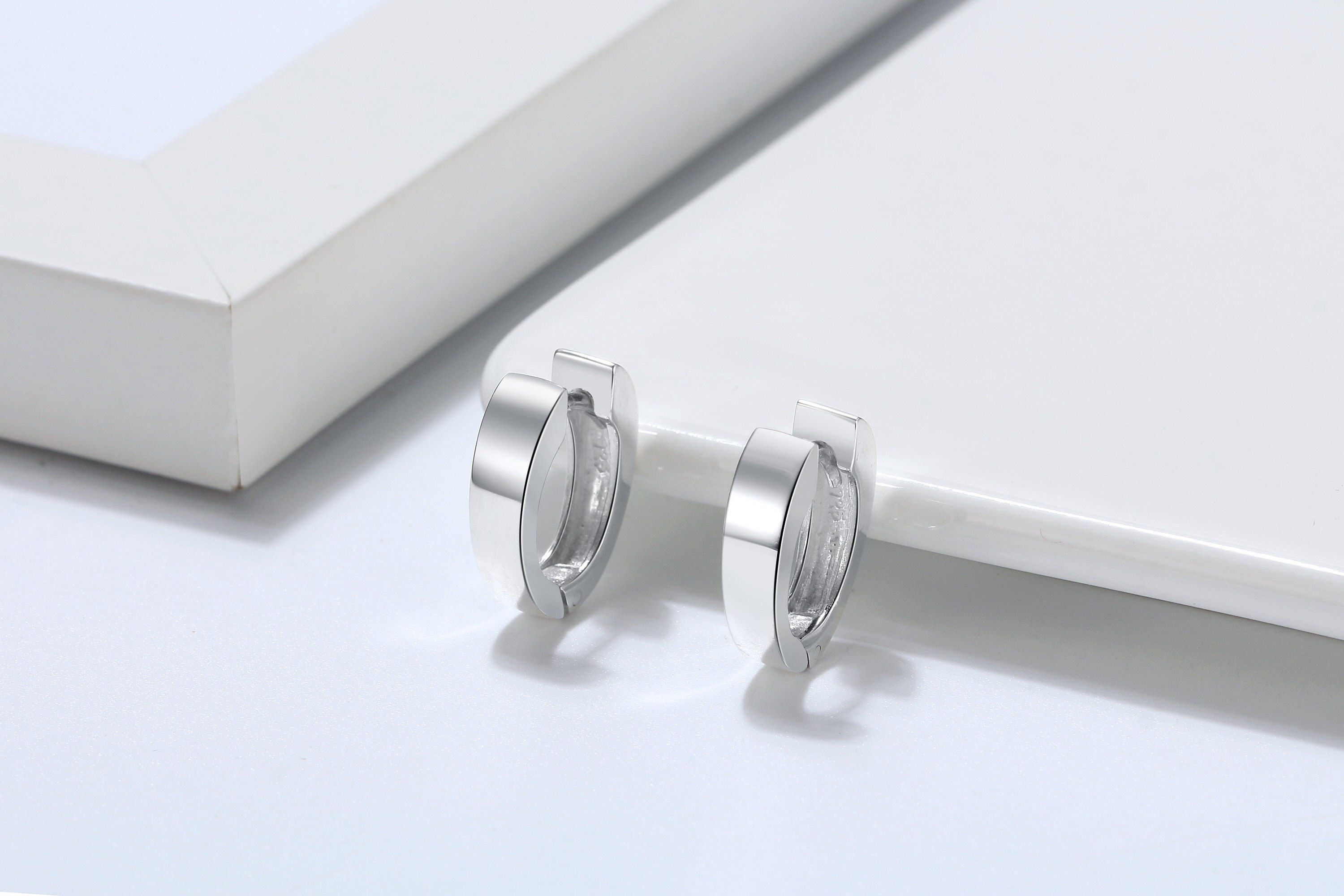 Sterling Silver Huggie Hoop Earrings, Minimalist Earrings, Gifts for Her, Plain Hoops, Simple Hoop Earrings, Dainty Jewelry, Tiny Earrings