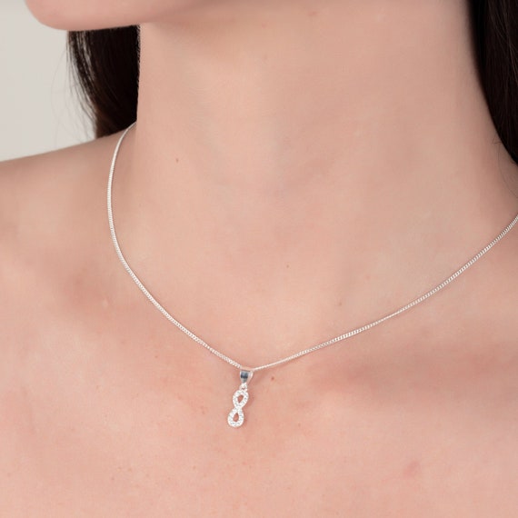 Collana in argento dorato con pendente simbolo Carretto siciliano con