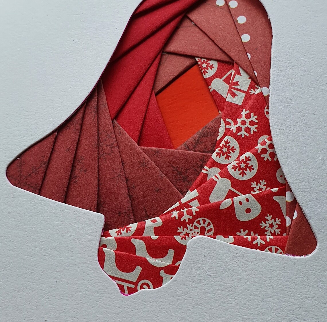 Christmas Iris Folding Patterns | PDF Download | Bauble, Bell, Angel ...