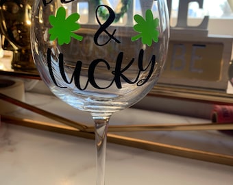 st patricks day wine glasses