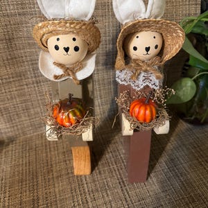 House of Lloyd Wooden Pilgrim Bunnies Thanksgiving Fall Decor Vintage Holiday Pilgrim Dolls Collectible Wooden Dolls in the Box READ DETAILS