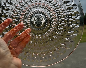 Vintage Pink Glass Holiday Buttons und Bögen 9 ""Essteller Jeannette Glass # B3 LESEN SIE DETAILS."