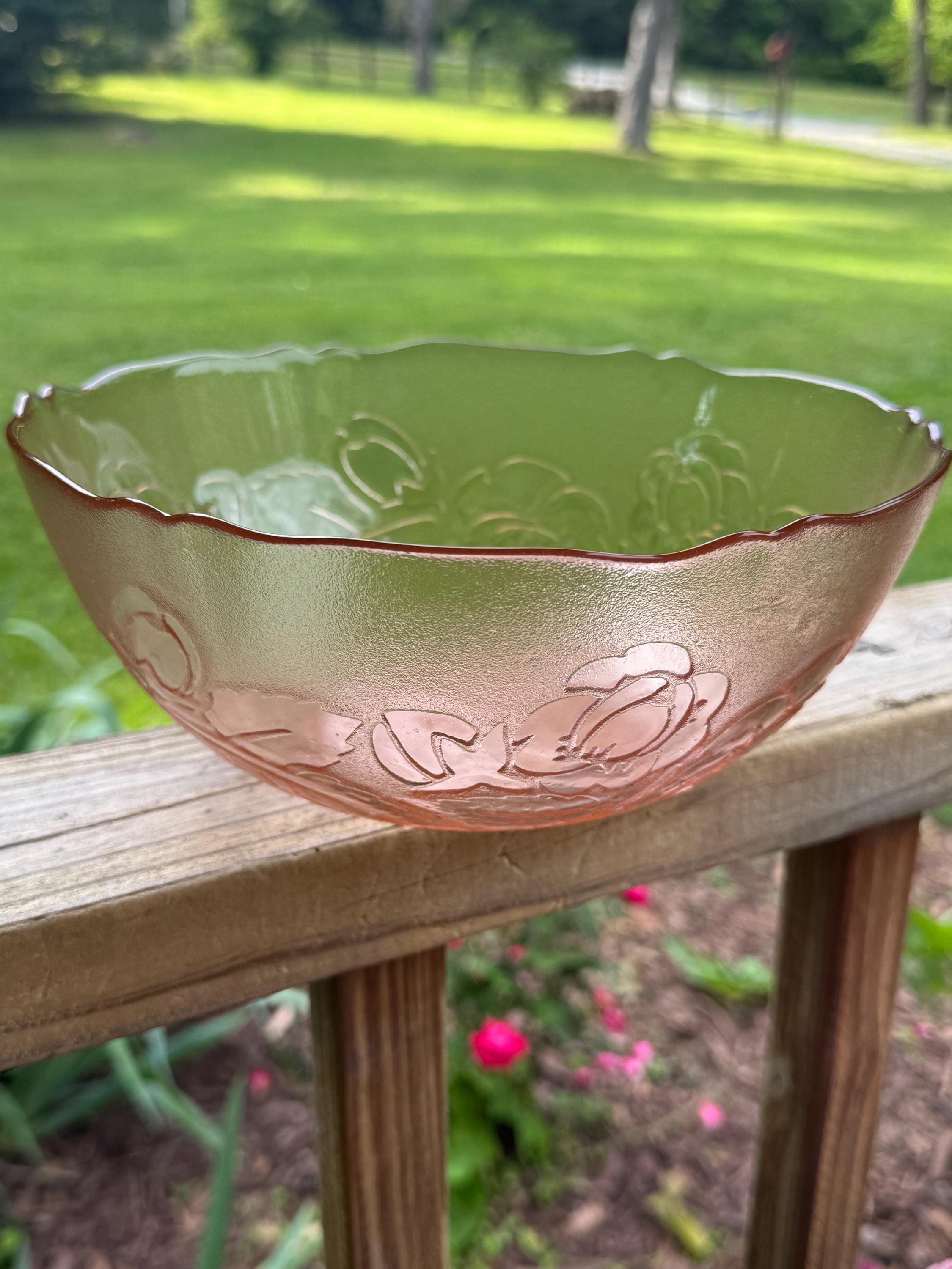 Grand Saladier En Verre Vert Vereco, Style Vintage 70's, Fabrication Française, 23x12 Cm