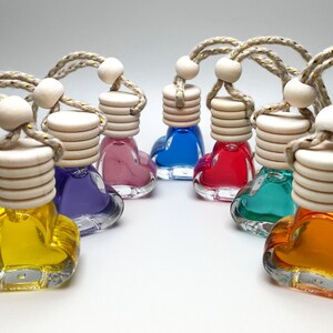 Dyfuzor samochodowy Stylowy wiszący prezent w kształcie serca dla ukochanej osoby Uroczy pachnący odświeżacz powietrza Uroczy wiszący wisiorek w kształcie serca Prezent dla niej Prezent dla niego