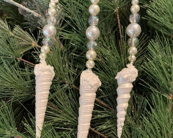 Christmas ornaments: Pearl, Bead & Shell Icicle Ornament, White on White