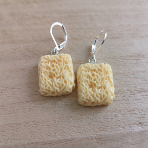 Ramen noedels oorbellen Instant noedels oorbellen Ramen sieraden Kawaii oorbellen Voedsel sieraden