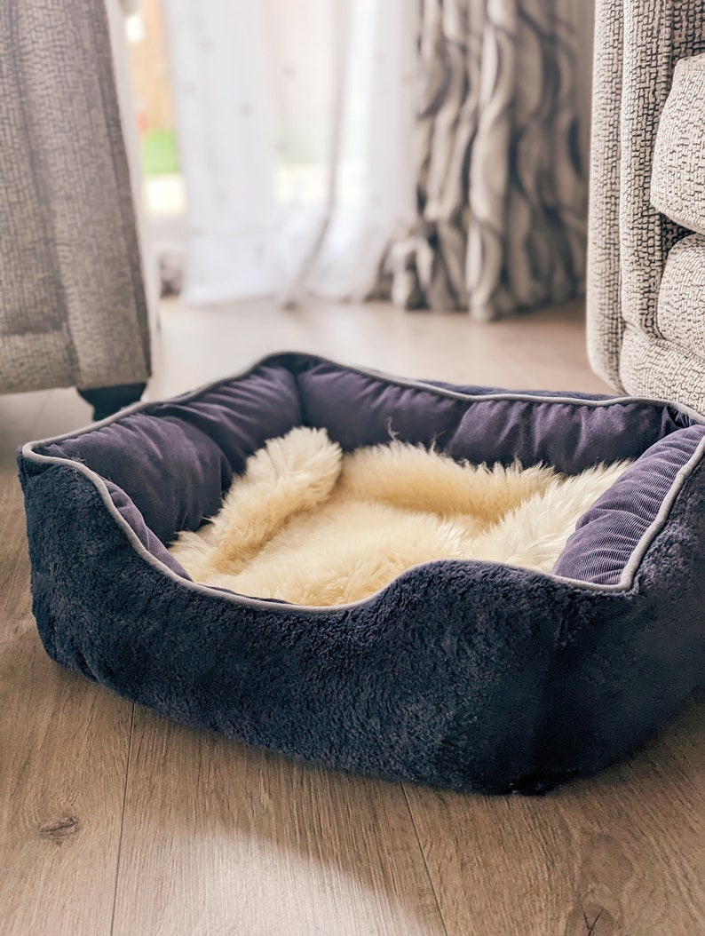 Natural Or Coloured Oval Genuine Sheepskin Comforter Pads For Seats, Pet Beds Rug Perfect for Cats and Small Dogs image 3