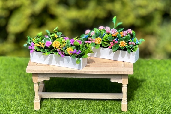 Pot de fleurs miniature pour maison de poupée dimension hauteur 9