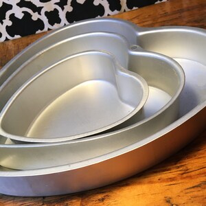 Herzförmiges Kuchenformen-Set von Wilton Bild 3