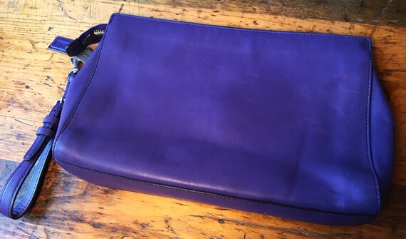 Coach Purple Leather Wristlet / Clutch Bag / Purs… - image 9