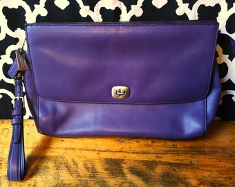 Coach paars lederen schoudertasje/clutch tas/portemonnee met klep & draaislot