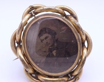 Antique Large Victorian Double Sided Swivel Portrait Photograph Brooch