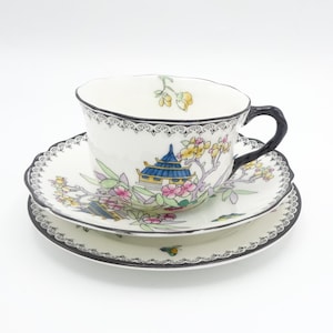 Antique Royal Doulton Teacup Saucer Sandwich Plate Trio Pagoda Pattern H1426