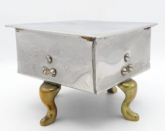 Antique Metal Brass Footed Trivet Pot Stand