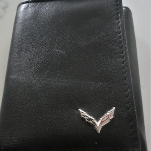 Cartera triple de cuero negro para Corvette C7 (2005-2019). Ideal como regalo, recuerdo, Día del Padre, Navidad, cumpleaños, aniversario o recuerdo.