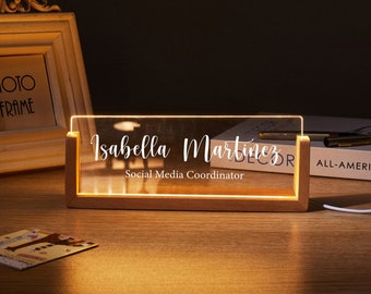 Personalisierte LED Schreibtisch Namensschild: Moderne Acryl Büro Dekor