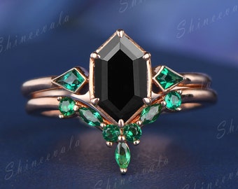 Black onyx and emerald engagement ring set stackable emerald wedding set kite cut emerald band art deco style ring crown ring 14k/18k