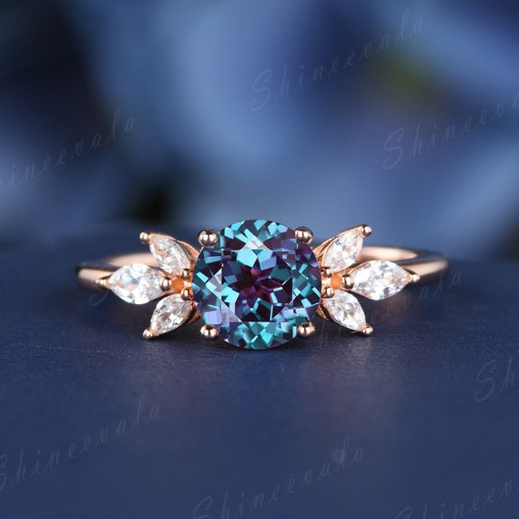 Round Alexandrite Engagement Ring Antique Alexandrite Rose Gold Ring Women Moissanite Wedding Band Bridal Custom Jewelry