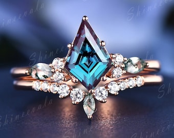 Unique alexandrite bridal set kite cut alexandrite engagement ring set marquise cut moss agate wedding ring cluster moissanite ring gift