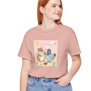 T-shirt « Animaux mignons et amis », « Amitié pigeon hamster », jersey unisexe rose pastel, indispensable pour la garde-robe printemps-été, livre pour enfants