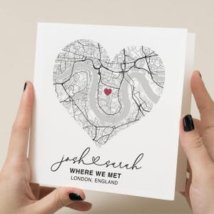 Carte d'anniversaire - carte personnalisée, cadeau de localisation personnalisé, souvenir de fiançailles et de la Saint-Valentin, cadeau d'amour unique