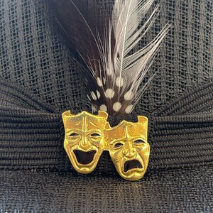 Gold Smile Now Cry Later lapel pin