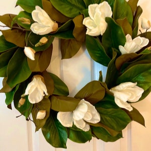 Southern Magnolia Leaf and White Blooms Wreath Farmhouse and Contemporary Decor Indoor Outdoor