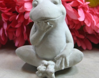 Frog concrete garden statue, home and garden decor, use indoors or outdoors, concrete figurine