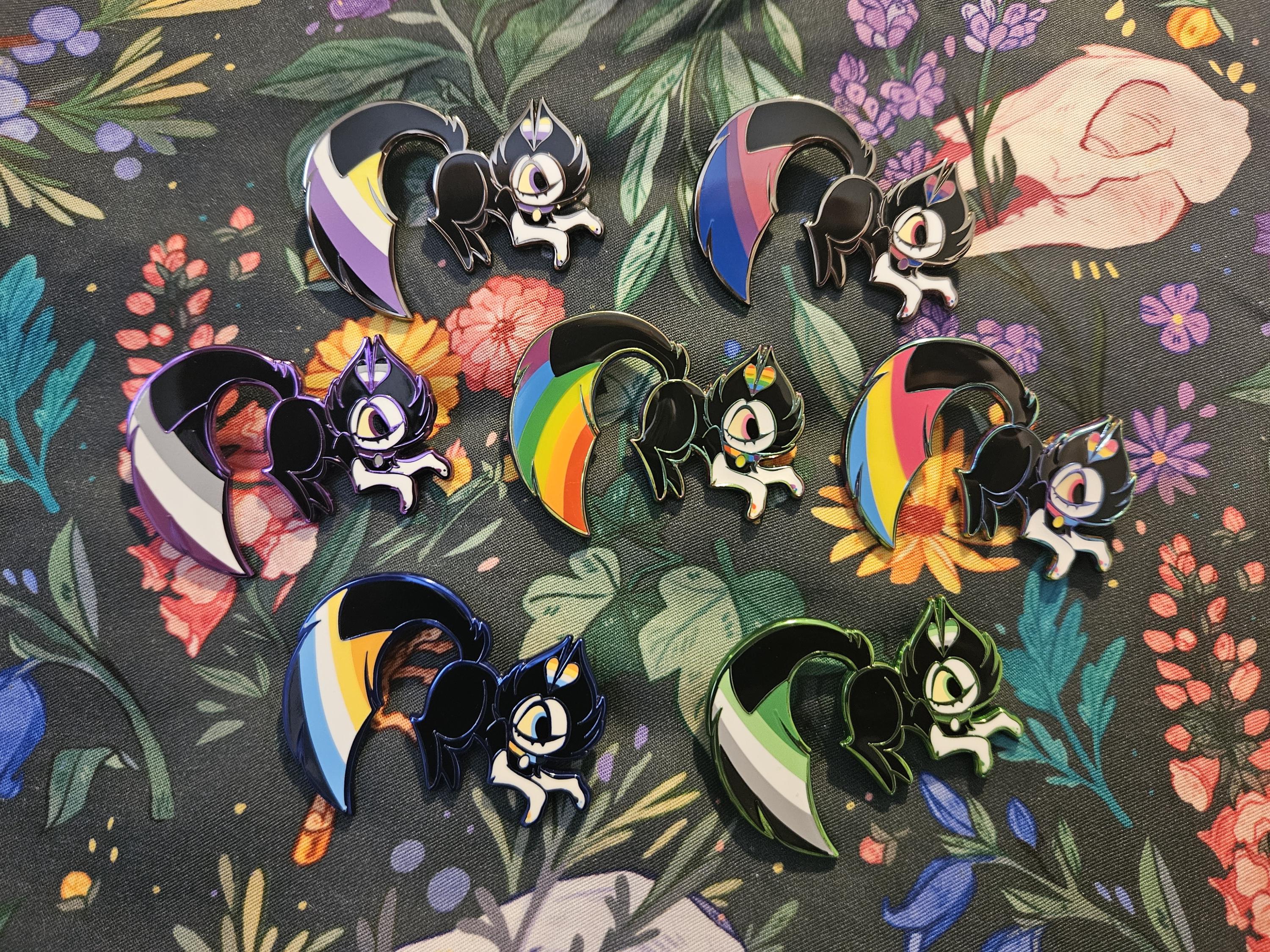 ハズビン・ホテルへようこそ プライドマンス ロゴ キャップ Welcome to