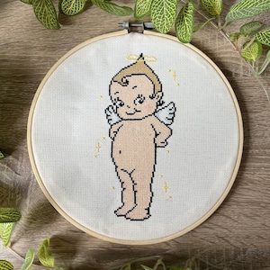 Patrón de punto de cruz en PDF para muñeca ángel Kewpie - Descarga digital