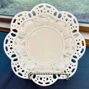 Avon White and Light Green Fruit and Lace Trinket Plate