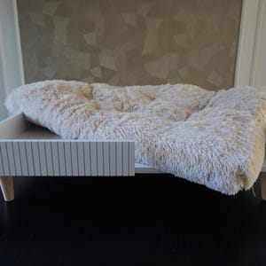 Handmade Mid-century modern dog bed. 60x90 cm