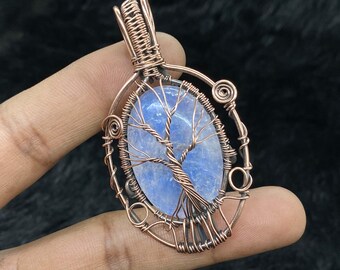 Colgante de árbol de la vida de cuarzo arcoíris: joyería hecha a mano envuelta en alambre de cobre