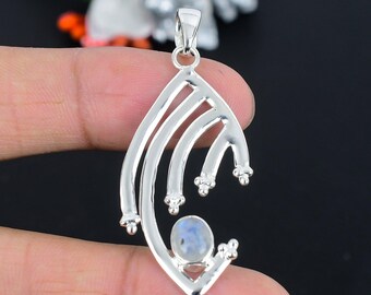 Ciondolo fatto a mano in argento sterling massiccio 925 con pietra di luna arcobaleno, ciondolo in pietra di luna di forma ovale appariscente blu bellissimo super naturale al 100% - Italia