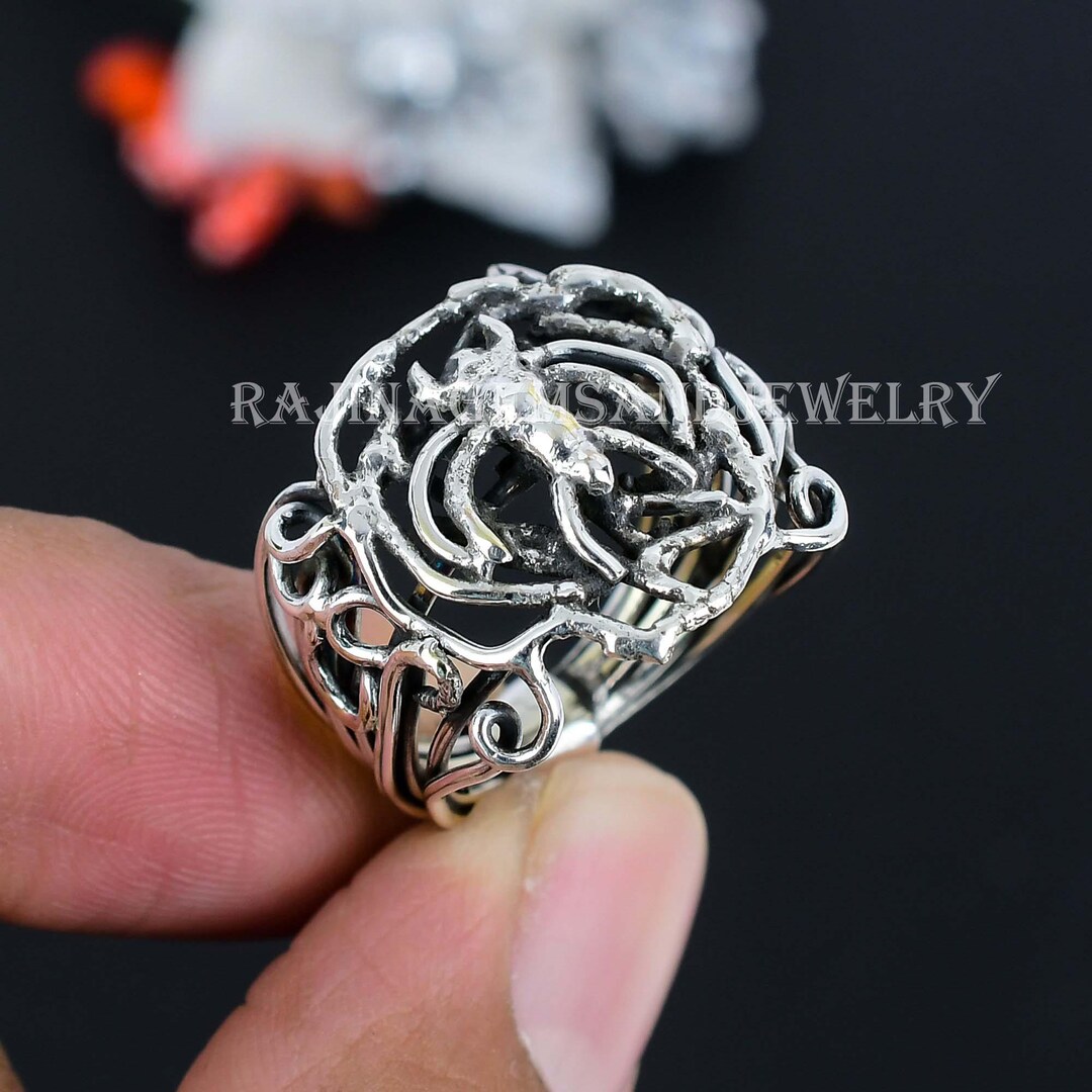 Anello in argento sterling ossidato con scarafaggio: gioielli con