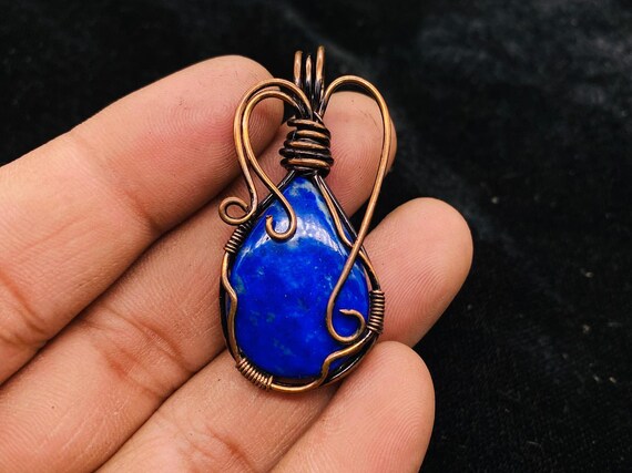 手作りのラピスラズリ銅線巻きペンダント：酸化ジュエリー - Etsy 日本
