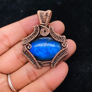 Designer Blue Flash Labradorite Copper Pendant Labradorite Gemstone Copper Wire Wrap Pendant Gift For Pendant Antique Design Wire Pendant