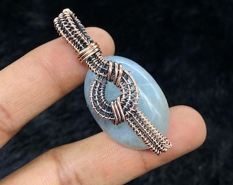 Colgante de aguamarina hecho a mano con alambre de cobre: joyería de piedras preciosas ovaladas