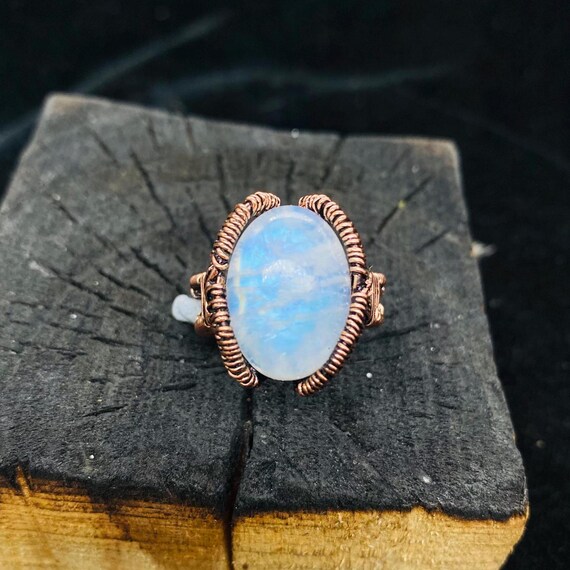 Anello in pietra di luna arcobaleno, anello in rame, anello in
