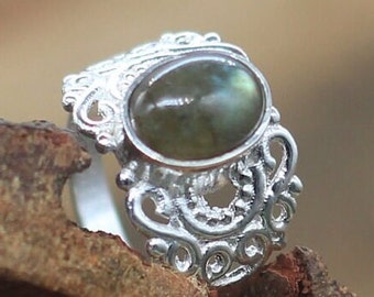 Labradorite Ring, 925 Sterling Silver Ring, Handmade Ring, Boho Ring, Designer Ring, Statement Ring, Labradorite Silver Ring, Mens Ring