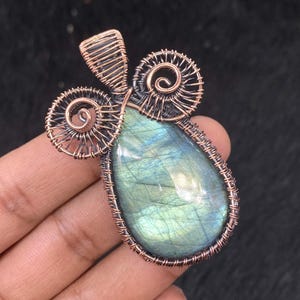 Flashy Labradorite Copper Pendant , Wire Wrap Copper Pendant, Handmade Pendant Unique Pendant, Pendant For Women Copper Jewelry Boho Pendant