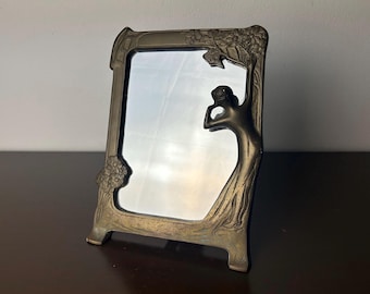 Vintage Art Nouveau Floral Brass Mirror Lady by the Lake, Antique Gold Feminine Vanity Dresser Decor, Hollywood Regency Bedroom Decor