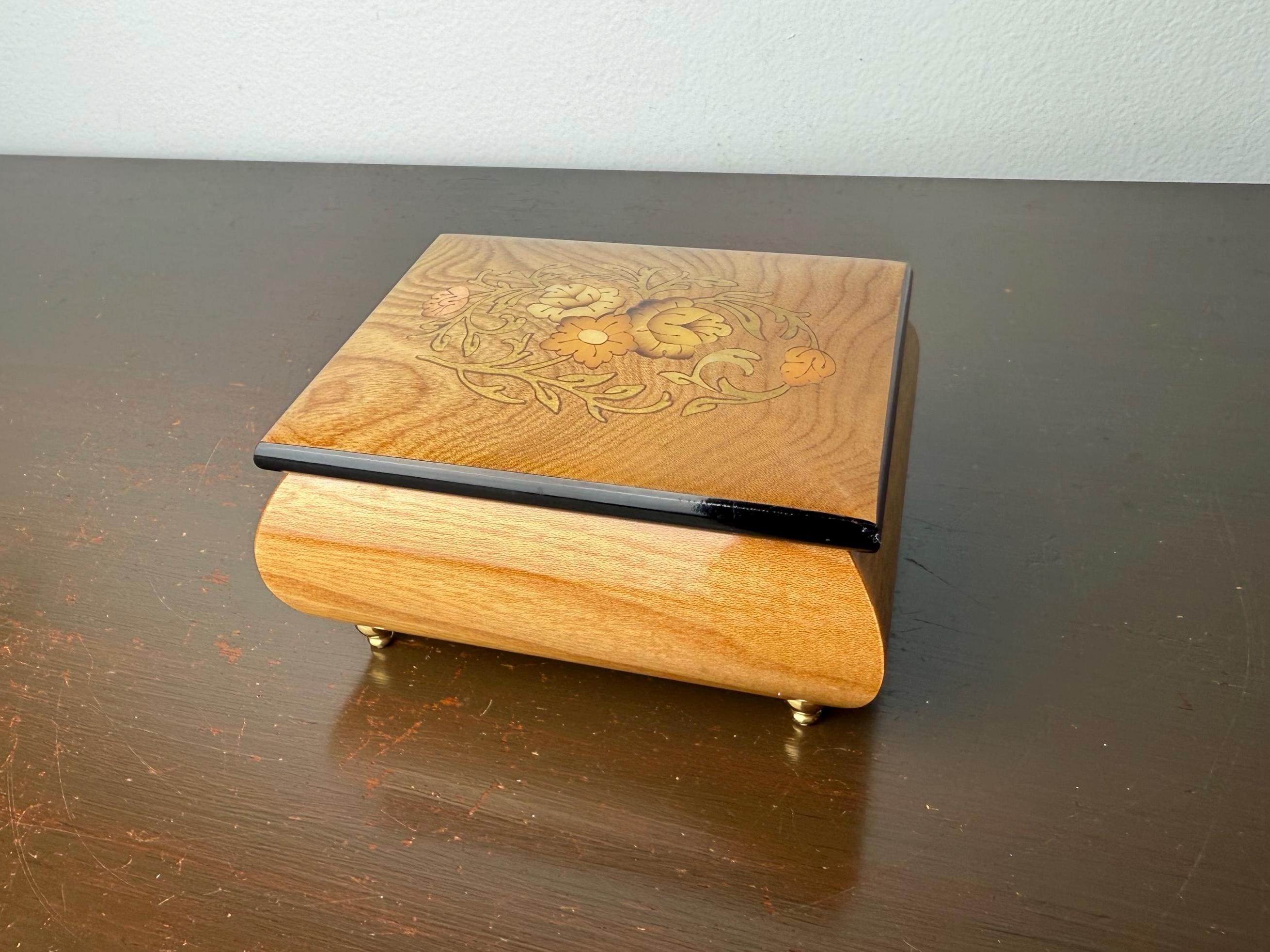 Reuge ミュージックボックス スイス製 バレンタインデー・ホワイトデーには特別なスイス製オルゴール