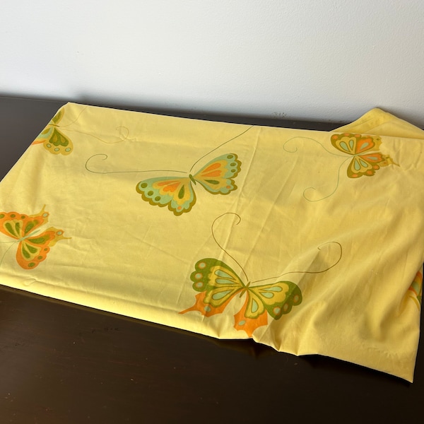 Vintage Hanae Mori Martex Yellow Butterfly Pattern Twin Bed Flat Sheet, 1970’s Bedding Bedroom Linens, Retro Spring 70’s Hippie Home Decor